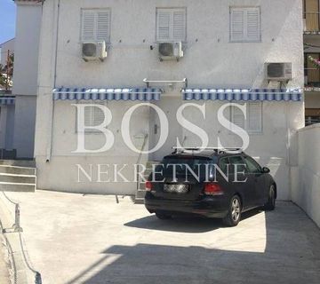 Crikvenica, samostojeća kuća 150m2, 363.000 eur/kn - cover