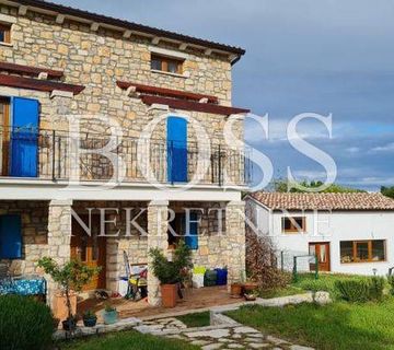 Labin, dvojna kuća 265m2, 467.000 eur/kn - cover