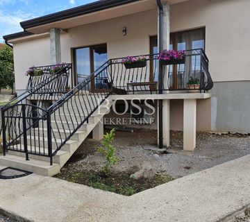 Čavle, samostojeća kuća 199m2, okućnica 1000m2 - cover