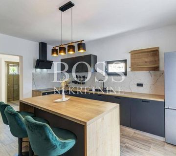 Novi Vinodolski, 3S+DB, 115m2, 220.000 eur/kn - cover