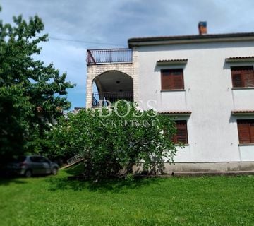 Drenova, samostojeća kuća 300m2 - cover