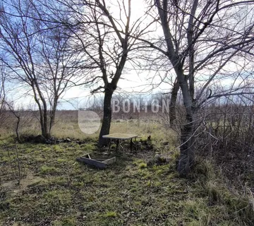 ZEMUNIK DONJII-Poljoprivredno zemljište.-BRDINE - cover