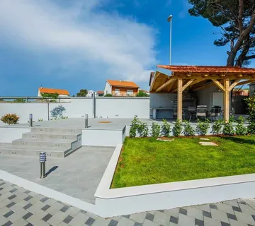 Apartmani Savin - cover