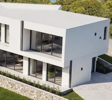 Građevinsko zemljište s idejnim projektom i pogledom na more - Opatija