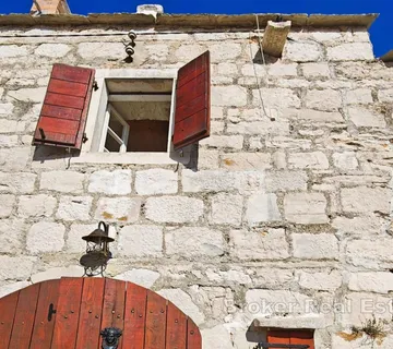 Rustikalna kamena kuća s kaminom i terasom, blizina mora - Hvar