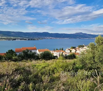 Građevinsko zemljište s pogledom na more - Žedno, Trogir