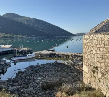 Građevinsko zemljište s pogledom na more - Pelješac, Pelješac