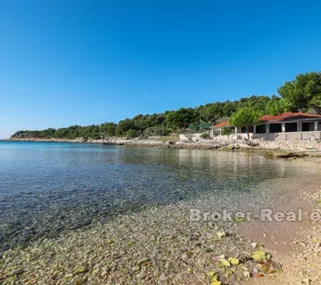 Građevinsko zemljište nedaleko od mora - Murter, Murter-Kornati