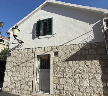 Radunica, Split centar, dvojna kuća za prodaju - Lučac-Manuš, Split city