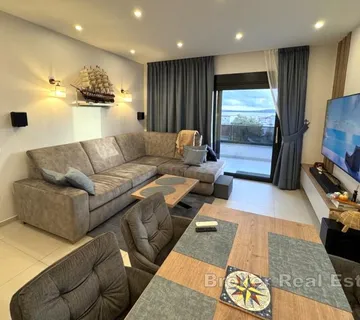 Penthouse s krovnom terasom i pogledom na more - Kaštel Kambelovac, Kaštela