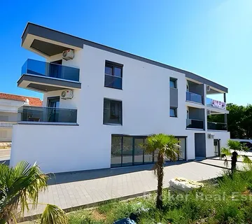 Novoizgrađen dvosoban apartman - Vodice