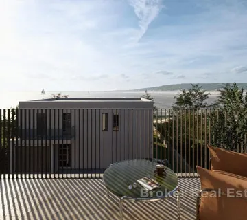 Moderan trosoban penthouse stan u drugom redu do mora - Kaštel Štafilić, Kaštela
