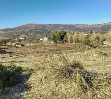 Građevinsko zemljište blizu mora - Trogir