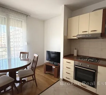 Jednosoban stan na poželjnoj lokaciji - Split