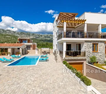 Prekrasna vila s bazenom - Starigrad, Zadar okolica