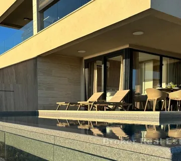 Apartman prvi red do mora s bazenom - Pag