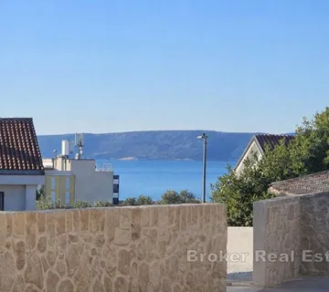 Moderan apartman s bazenom i okućnicom - Krk