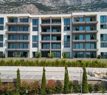Apartmani u novogradnji s pogledom na more - Makarska