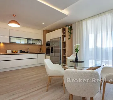 Luksuzni penthouse u blizini mora - Podstrana - Grljevac, Podstrana