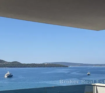 Luksuzan penthouse s otvorenim pogledom na more - Trogir