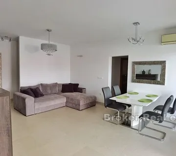 Komforan dvosobni stan - Žedno, Trogir