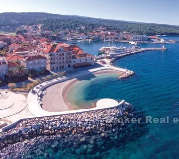 Građevinsko zemljište s pogledom na more - Brač, Brač
