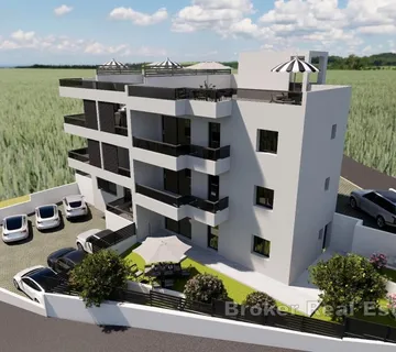 Penthouse s krovnom terasom i parkirnim mjestom - Žedno, Trogir