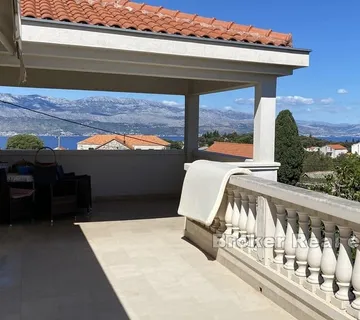 Kuća s pogledom na more - Brač, Brač