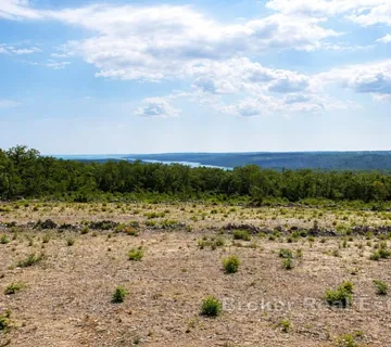 Građevinsko zemljište s pogledom na more - Labin