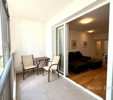 Dvosoban stan na odličnoj lokaciji - Trstenik, Split grad
