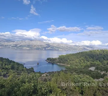 Atraktivno poljoprivredno zemljište na iznimnoj lokaciji - Brač, Brač