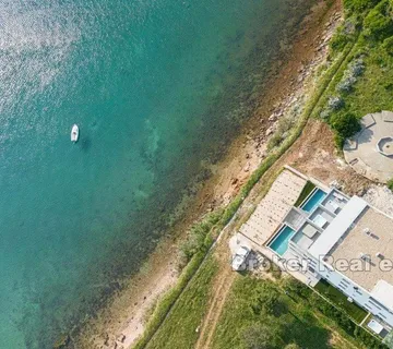 Moderan apartman prvi red do mora - Pag