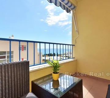 Žnjan, potpuno namješten dvoetažni stan, za iznajmljivanje - Split