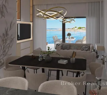 Prizemni stan s bazenom uz samu plažu - Sukošan