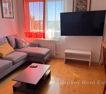 Trosobni stan za najam u kući uz more - Kaštel Stari, Kaštela