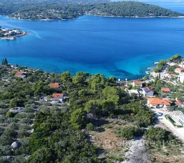 Građevinsko zemljište blizu mora - Šolta, Šolta