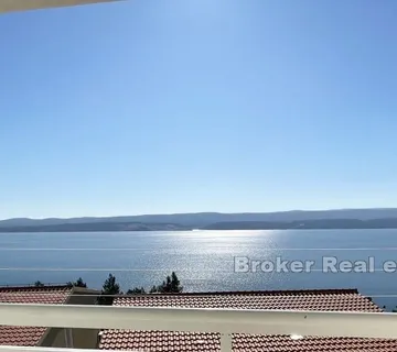 Apartmanska kuća s pogledom na more - Omiš