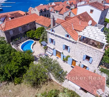 Kamena vila s bazenom - Brač, Brač