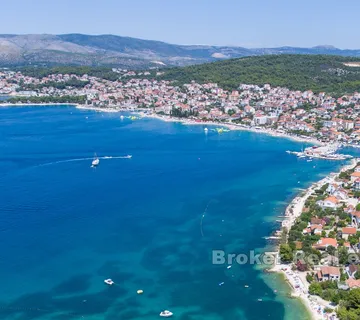 Obiteljska kuća u blizini mora - Žedno, Trogir