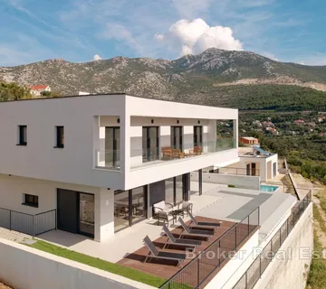 Moderna vila s panoramskim pogledom na more i grad - Klis