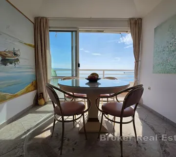Dvosoban stan na Žnjanu s panoramskim pogledom na more - Split