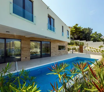 Novoizgrađena vila s bazenom - Žedno, Trogir
