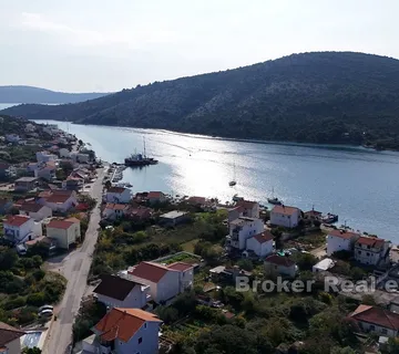 Građevinsko zemljište s pogledom na more - Trogir