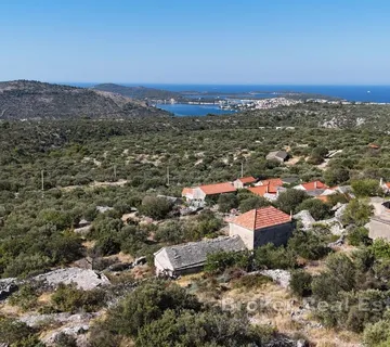 Građevinsko zemljište s panoramskim pogledom na more - Rogoznica