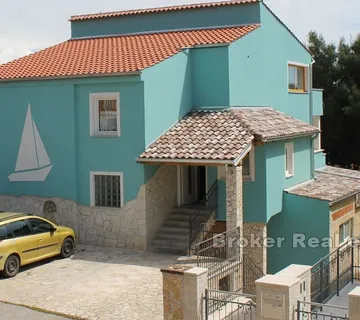 Apartmanska kuća u drugom redu od mora - Rovinj