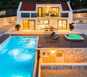 Jedinstvena vila s bazenom - Brač, Brač