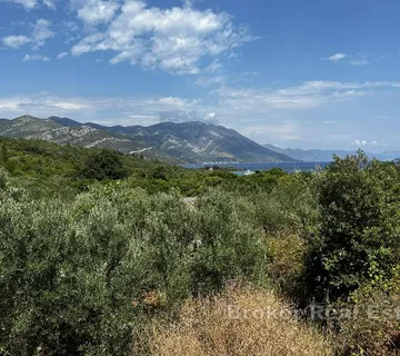 Građevinsko zemljište s pogledom na more - Korčula