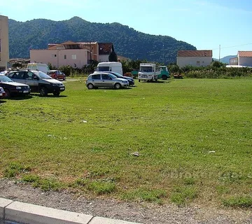Zemljište, na prodaju - Ploče