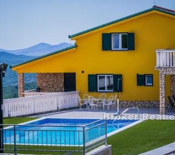 Vila s bazenom u prekrasnoj prirodi - Kaštel Štafilić, Kaštela