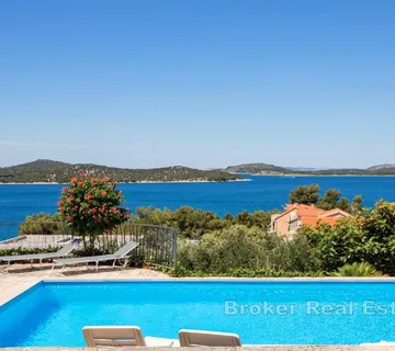 Mediteranska vila s panoramskim pogledom na more - Primošten
